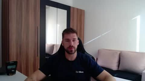 darius_94 online show from July 2026 05:24:01 AM