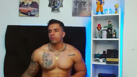 Snapshot of darius_phoenix chatting on December 2024 12:33:01 PM Darius Phoenix online show from December 2024 12:33:01 PM