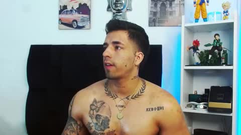 Snapshot of darius_phoenix chatting on December 2024 02:42:01 PM Darius Phoenix online show from December 2024 02:42:01 PM