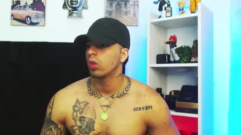 Snapshot of darius_phoenix chatting on January 2025 05:31:01 PM Darius Phoenix online show from January 2025 05:31:01 PM