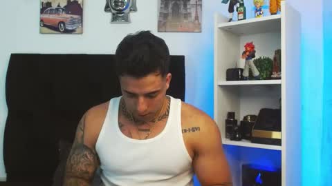 Snapshot of darius_phoenix chatting on January 2025 04:36:02 AM Darius Phoenix online show from January 2025 04:36:02 AM