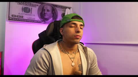 Snapshot of darius_phoenix chatting on February 2025 04:14:02 AM Darius Phoenix online show from February 2025 04:14:02 AM