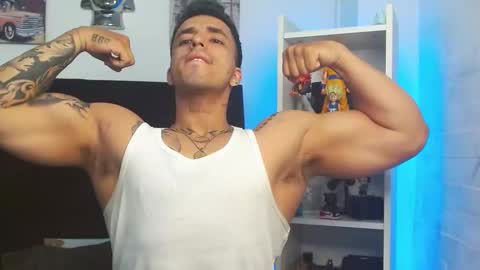 Snapshot of darius_phoenix chatting on February 2025 03:15:02 AM Darius Phoenix online show from February 2025 03:15:02 AM