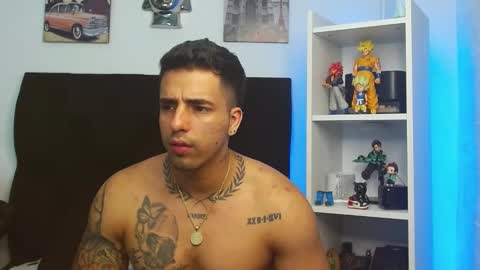 Snapshot of darius_phoenix chatting on February 2025 09:25:02 AM Darius Phoenix online show from February 2025 09:25:02 AM