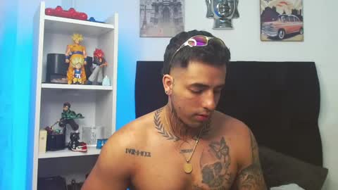 Snapshot of darius_phoenix chatting on March 2025 04:56:01 AM Darius Phoenix online show from March 2025 04:56:01 AM