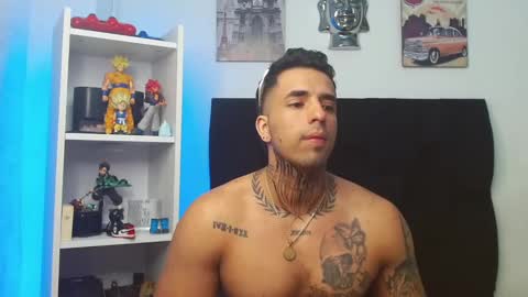 Snapshot of darius_phoenix chatting on March 2025 11:05:01 AM Darius Phoenix online show from March 2025 11:05:01 AM