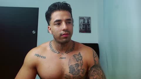 Snapshot of darius_phoenix chatting on September 2025 09:48:01 PM Darius Phoenix online show from September 2025 09:48:01 PM