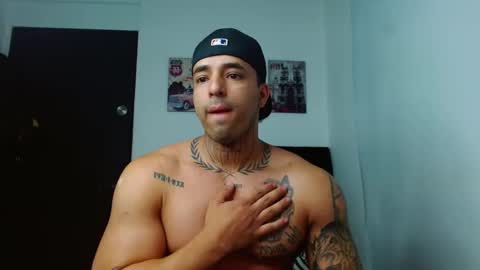 Snapshot of darius_phoenix chatting on September 2025 11:54:02 PM Darius Phoenix online show from September 2025 11:54:02 PM