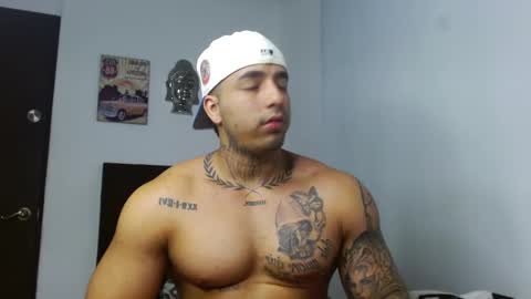 Snapshot of darius_phoenix chatting on October 2025 11:38:02 PM Darius Phoenix online show from October 2025 11:38:02 PM