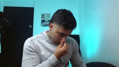 Snapshot of darius_phoenix chatting on October 2025 10:59:02 PM Darius Phoenix online show from October 2025 10:59:02 PM