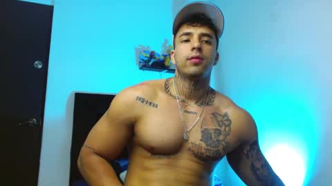 Darius Phoenix  online show from February 2026 08:37:02 PM