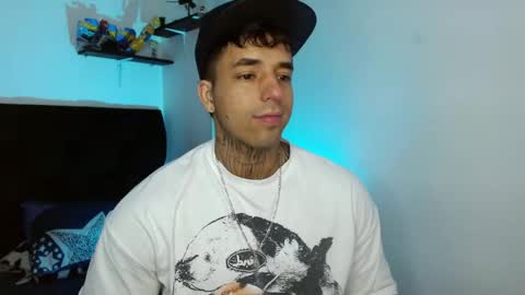 Darius Phoenix  online show from March 2026 07:53:01 PM