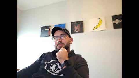 dariux_m online show from November 2025 02:06:01 PM