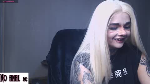 Snapshot of dark__elf chatting on December 2024 10:16:01 PM Anessa online show from December 2024 10:16:01 PM