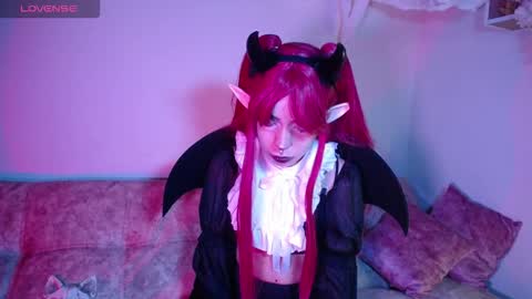 Dark online show from October 2025 01:45:02 PM