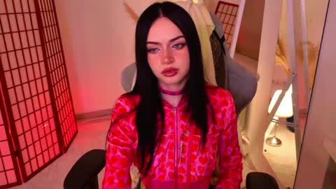 Snapshot of dark_diva chatting on May 2026 09:31:02 PM Diva online show from May 2026 09:31:02 PM
