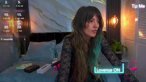 dark_dominika online show from March 2026 01:11:02 PM