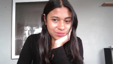 Sofia online show from January 2026 08:11:02 PM