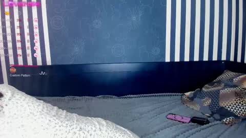 Snapshot of dark_ester chatting on February 2025 01:38:01 PM Ester online show from February 2025 01:38:01 PM