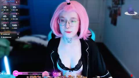 Lucious Foijieh online show from February 2025 04:30:02 PM