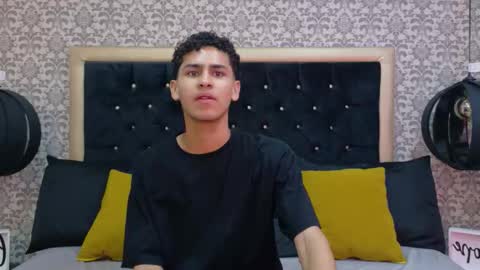 dark_sultan online show from February 2026 08:16:01 PM