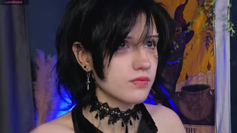 Vamp  online show from December 2024 08:51:01 PM