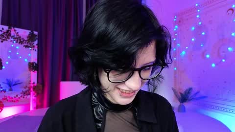 Vamp  online show from December 2024 09:09:02 PM