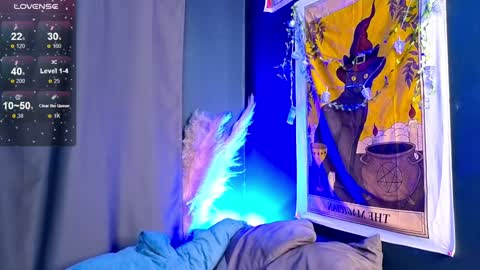 Vamp  online show from December 2024 12:00:02 AM