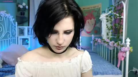 Vamp  online show from February 2025 04:04:02 PM