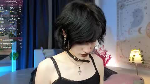 Vamp  online show from March 2025 03:27:01 PM