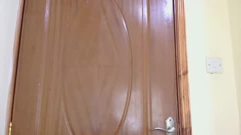 Ari online show from April 2026 03:46:01 AM