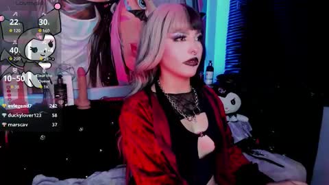 Snapshot of darki_shine_ chatting on September 2025 12:16:02 PM cleitlin vinson online show from September 2025 12:16:02 PM