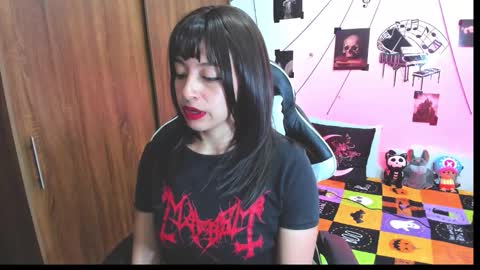 Snapshot of darkkittenuwu chatting on November 2025 08:12:01 PM Hi Im Yuri independent modelhelp me get my 111 hands upuwu online show from November 2025 08:12:01 PM