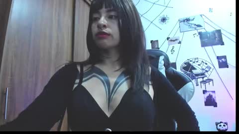 Hi Im Yuri  independent modelhelp me get my 111 hands upuwu online show from December 2025 07:31:02 PM