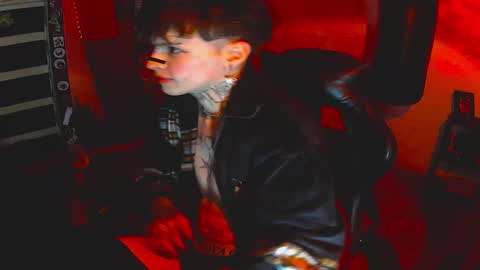 Snapshot of darkness_prince_x chatting on November 2025 04:34:01 AM online show from November 2025 04:34:01 AM