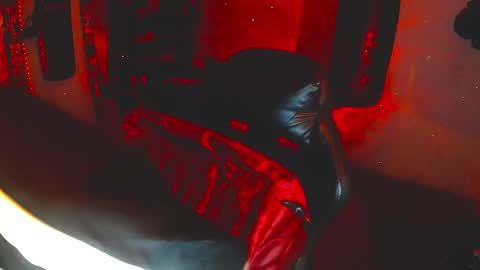 Snapshot of darkness_prince_x chatting on November 2025 09:31:01 AM online show from November 2025 09:31:01 AM