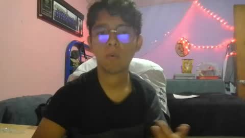 Snapshot of darknex_ chatting on May 2026 03:01:01 AM Jose Ian online show from May 2026 03:01:01 AM