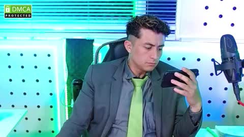 DARKO0717 online show from October 2025 01:44:02 PM