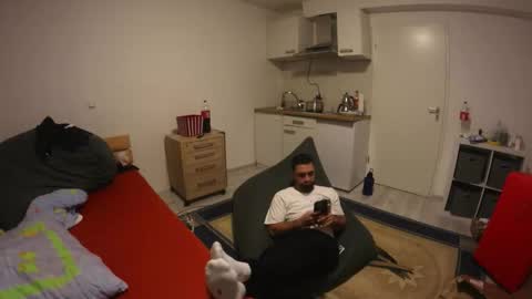 darkschneider_ online show from October 2025 02:13:01 AM