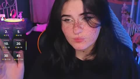 Snapshot of darksh1ne chatting on November 2025 06:35:01 AM Shine online show from November 2025 06:35:01 AM