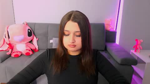 Snapshot of darksidelove_ chatting on May 2026 06:15:02 PM Amelie online show from May 2026 06:15:02 PM