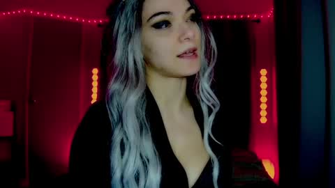 roseredgoddess online show from May 2026 01:56:01 AM