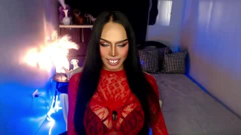 Snapshot of darksoul_mistress chatting on May 2026 10:44:01 AM HAPPY BIRTHDAY MISTRESS MADRIANA online show from May 2026 10:44:01 AM