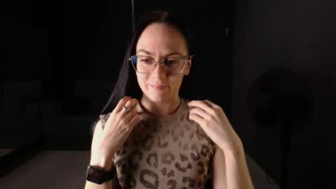 darkspark_ online show from November 2025 11:10:02 AM