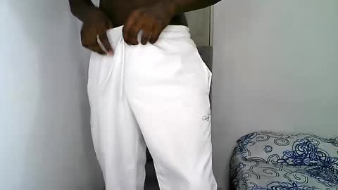 Snapshot of darktemp_ chatting on December 2025 03:35:01 AM Darktemp online show from December 2025 03:35:01 AM