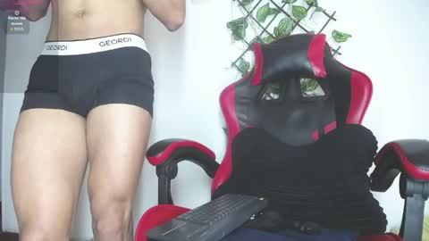 Snapshot of darkviper26 chatting on May 2026 12:02:01 PM darkviper26 online show from May 2026 12:02:01 PM