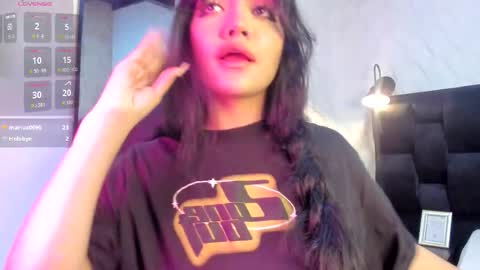 Snapshot of darky_doll chatting on December 2025 01:54:01 AM Darky Doll online show from December 2025 01:54:01 AM