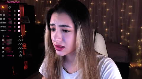 Belle online show from December 2024 04:12:01 AM