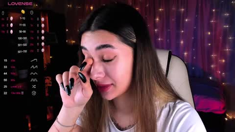 Belle online show from December 2024 05:20:01 AM