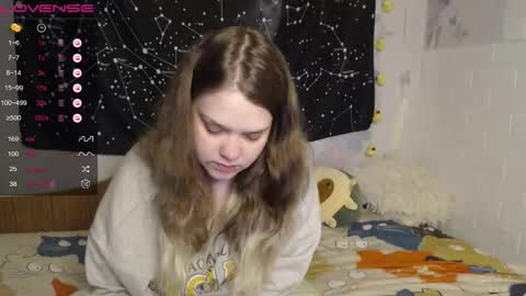 darling_tony18 online show from December 2025 09:00:01 PM